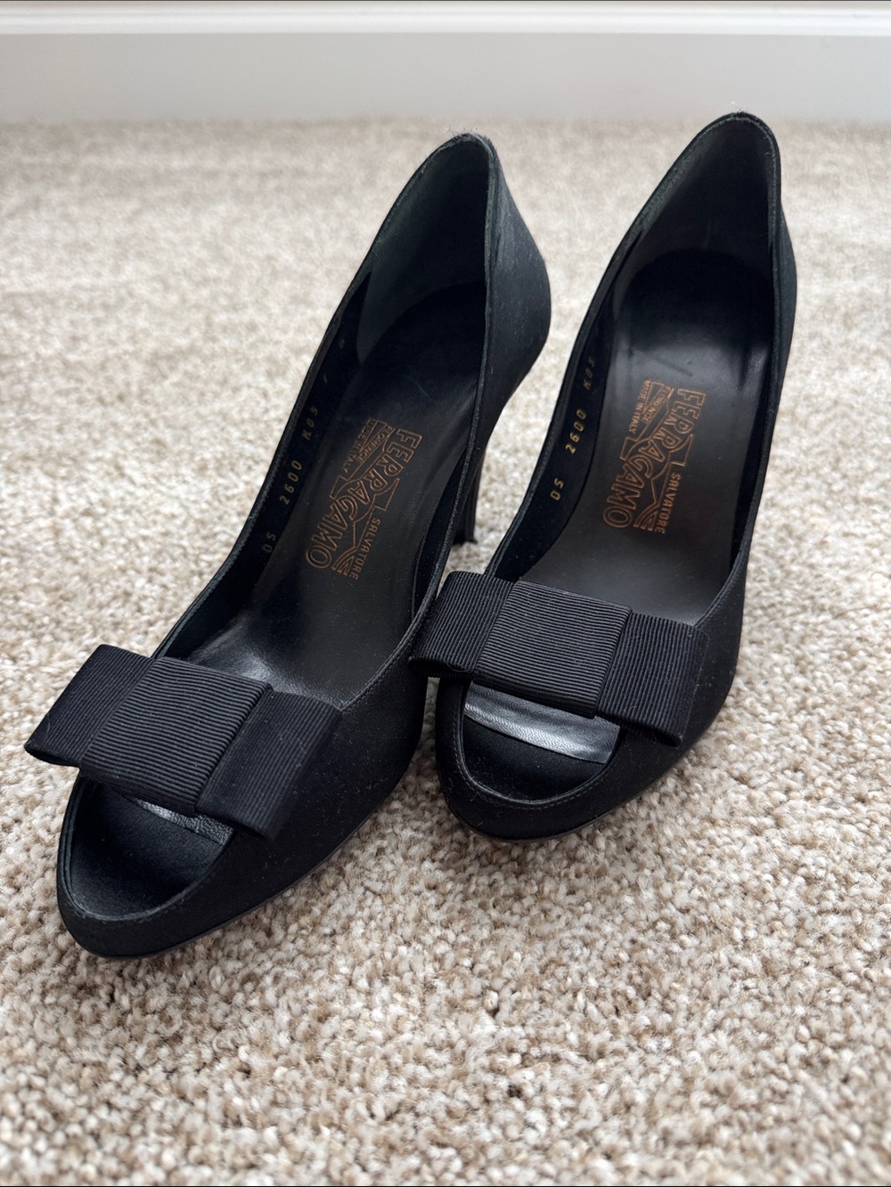 Salvatore Ferragamo Black Peep-Toe Bow Pumps (New)